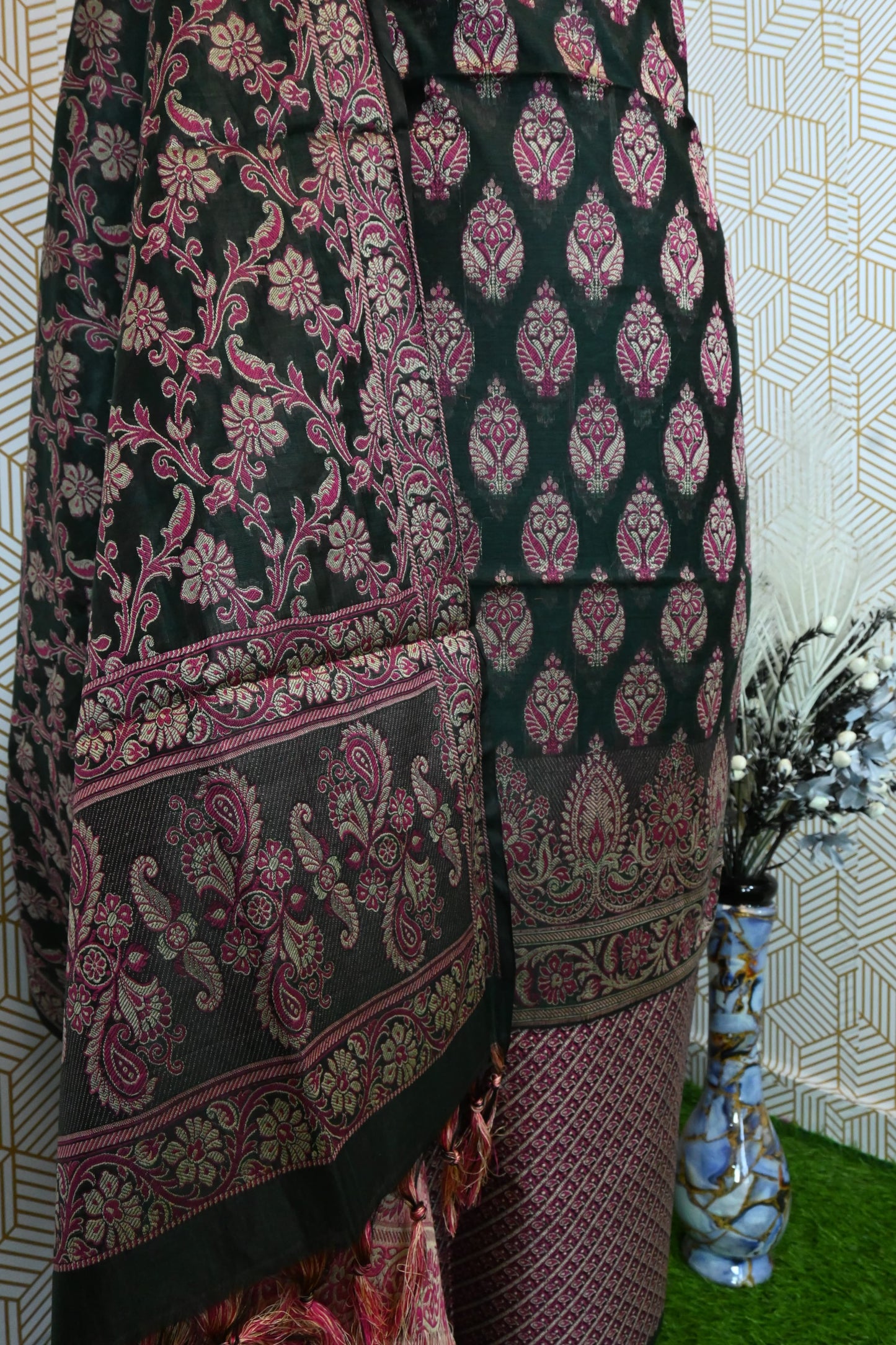 BOTTLE GREEN BANARSI COTTON SILK 3 PIECE SUIT