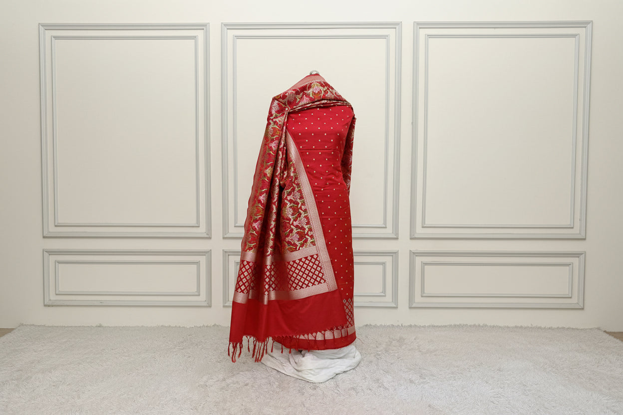 PASTLE RED MEENEDAR 3 PIECE SUIT