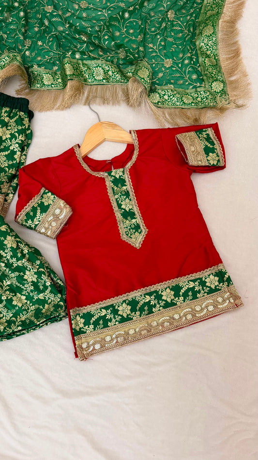 MAROON GREEN CONTRAST GHARARA