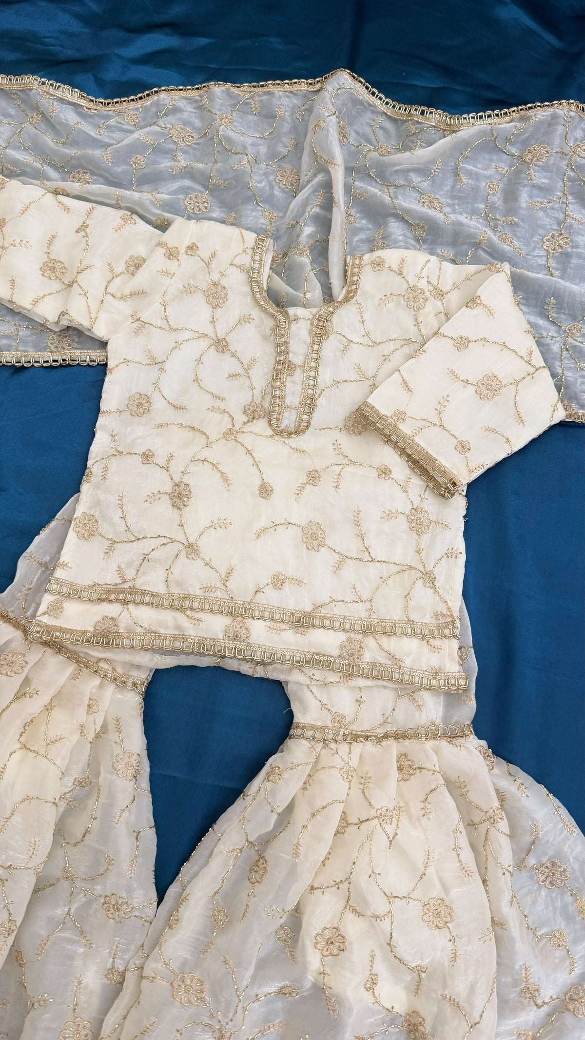 OF WHITE KIDS RAMPURI GHARARA