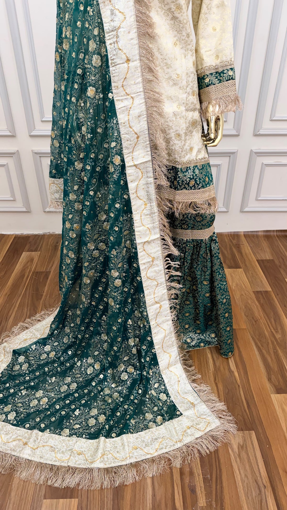 DARK RAMA GREEN OF WHITE CONTRAST GHARARA