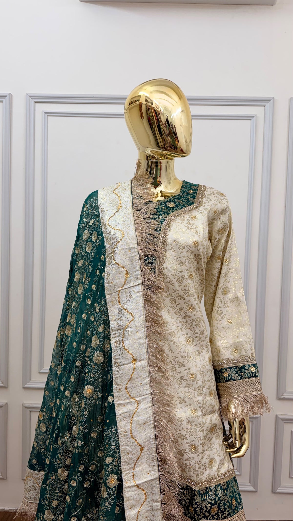 DARK RAMA GREEN OF WHITE CONTRAST GHARARA