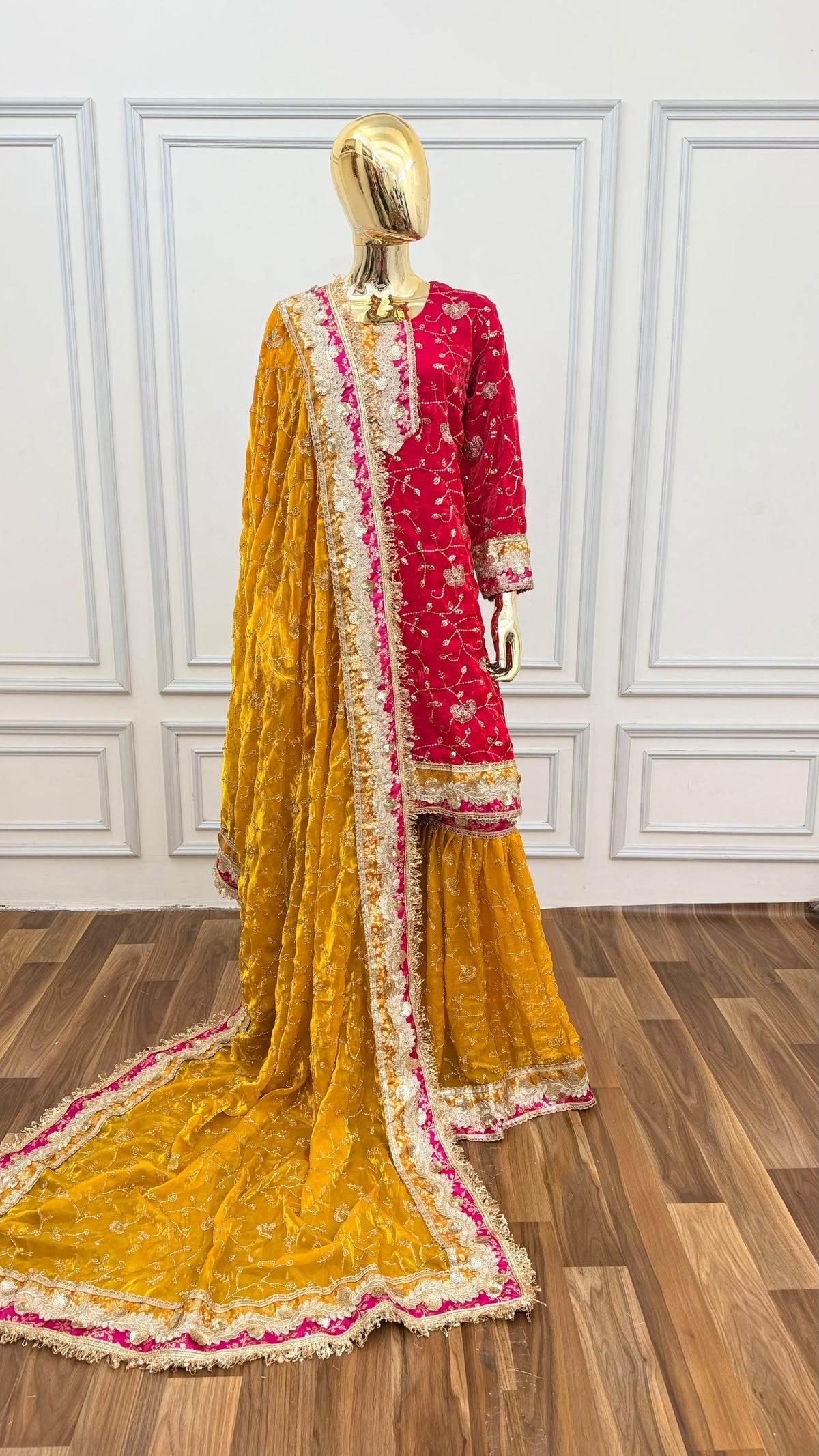 MUSTARD RANI CONTRAST RAMPURI GHARARA