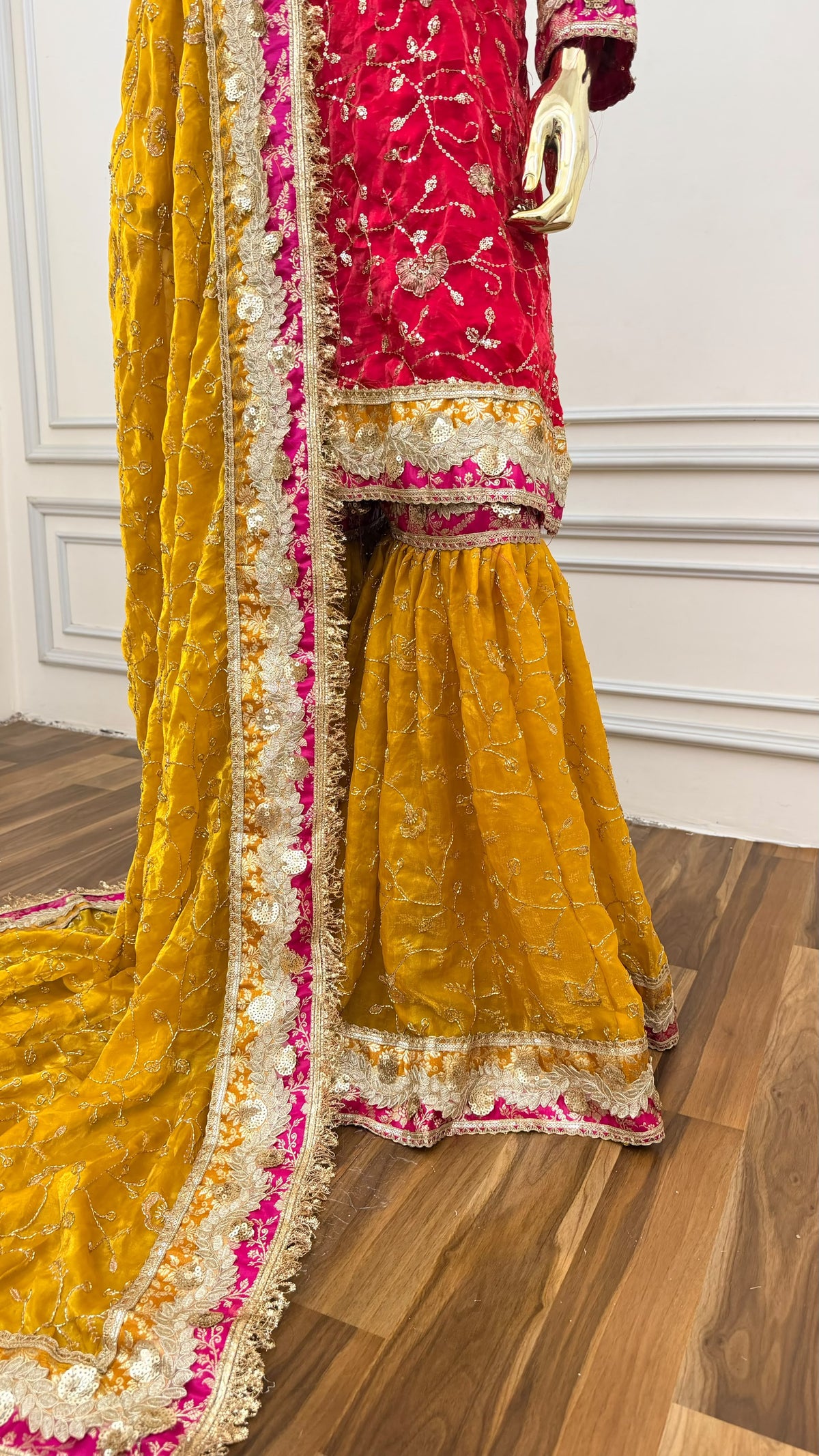 MUSTARD RANI CONTRAST RAMPURI GHARARA
