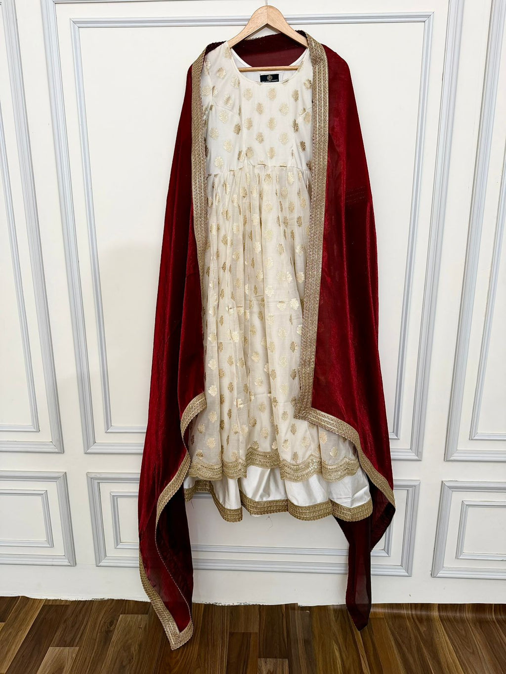 BANARASI COTTON SILK BASED ANARKALI SUIT