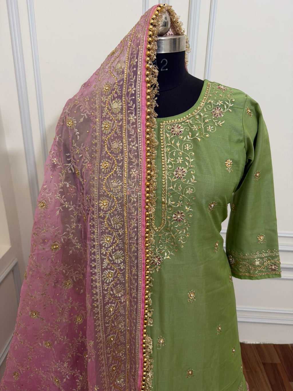 BABY PINK PISTA CONTRAST GHARARA