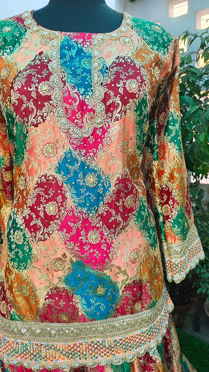 BANARASI CHTRAPATI GHARARA KATAN SILK BASED