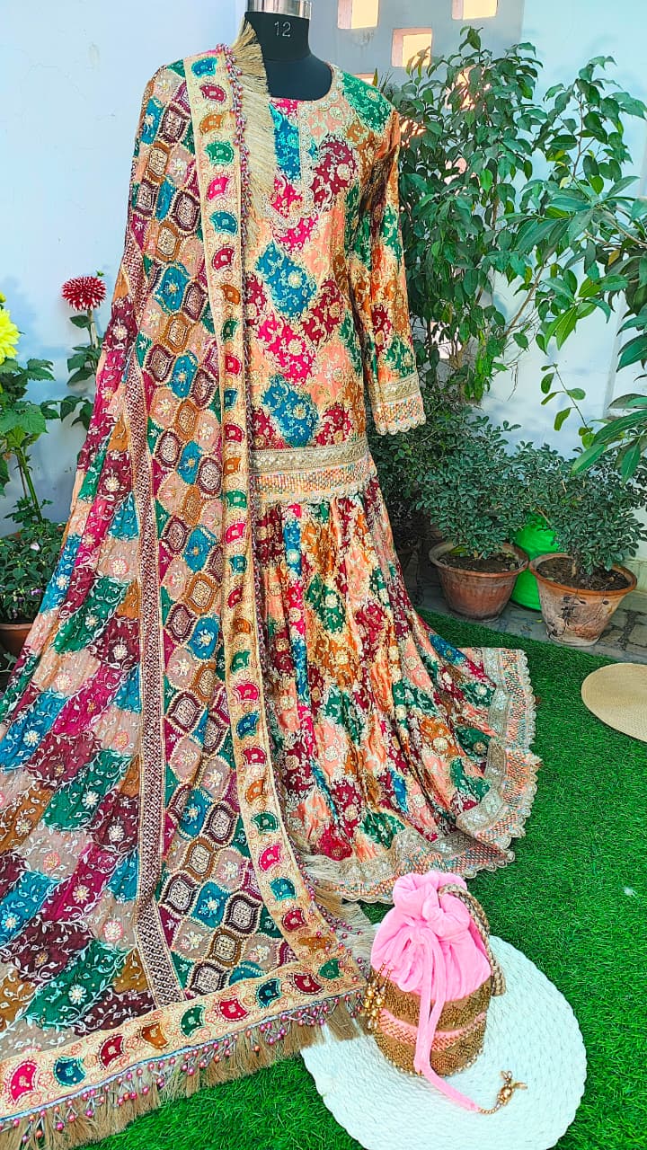 BANARASI CHTRAPATI GHARARA KATAN SILK BASED