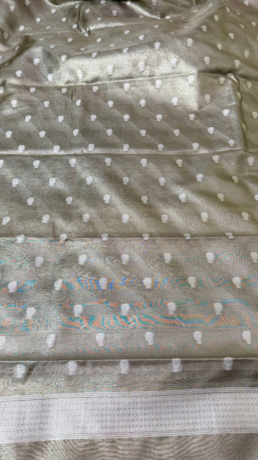 PASTLE GREY TISSUE 3 PIECE SUIT