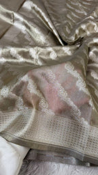 PASTLE GREY TISSUE 3 PIECE SUIT