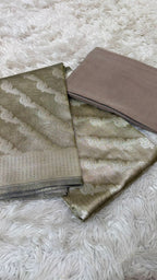 PASTLE GREY TISSUE 3 PIECE SUIT