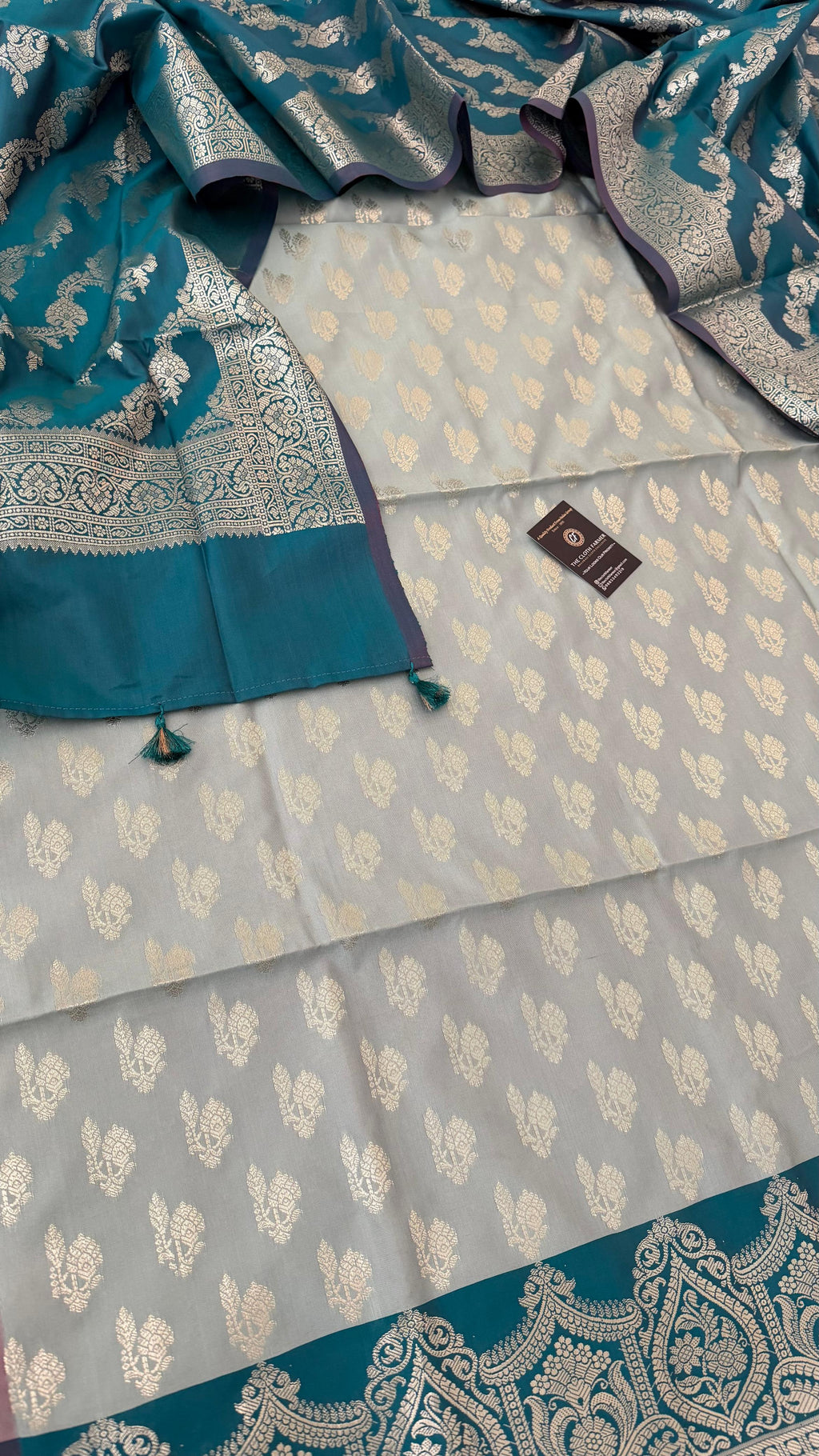 LIGHT SKY BLUE COLOR CONTRAST COTTON SILK 3 PIECE SUIT