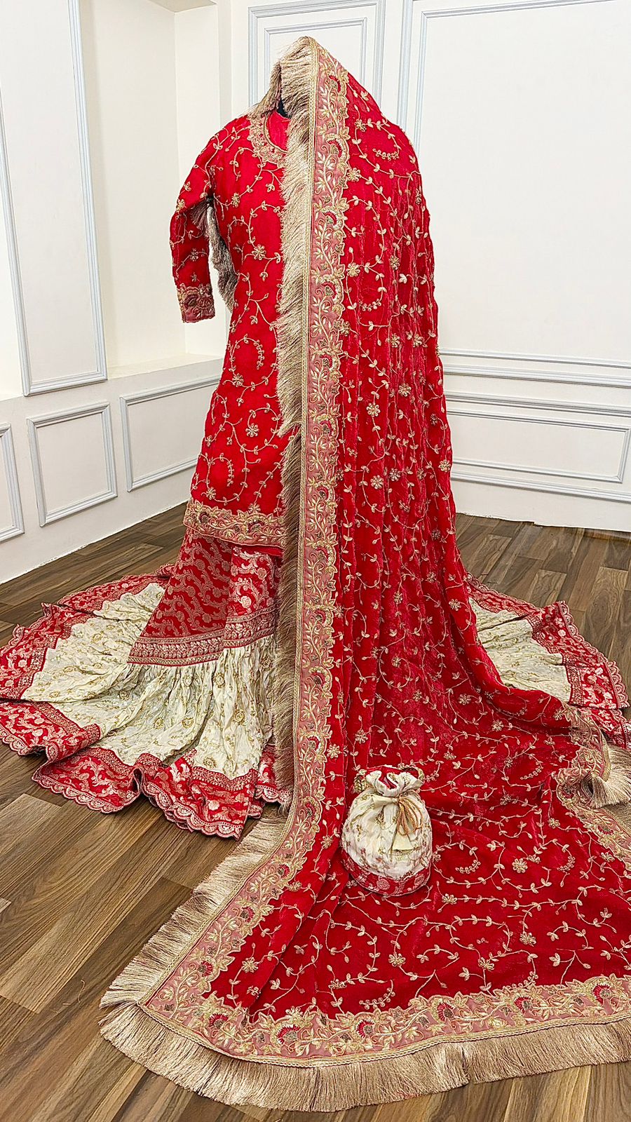 PURE KATAAN SILK BASED HAND WORK RED FARSHI LEHENGA