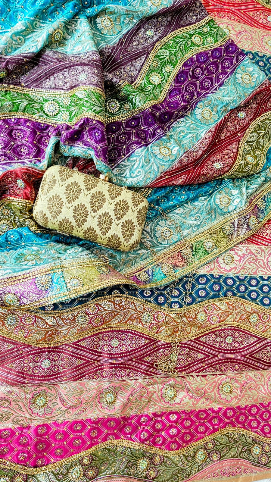 HORIZONE PATTERN HAND FILLED KATAN SILK BANARASI KIMKHAB GHARARA