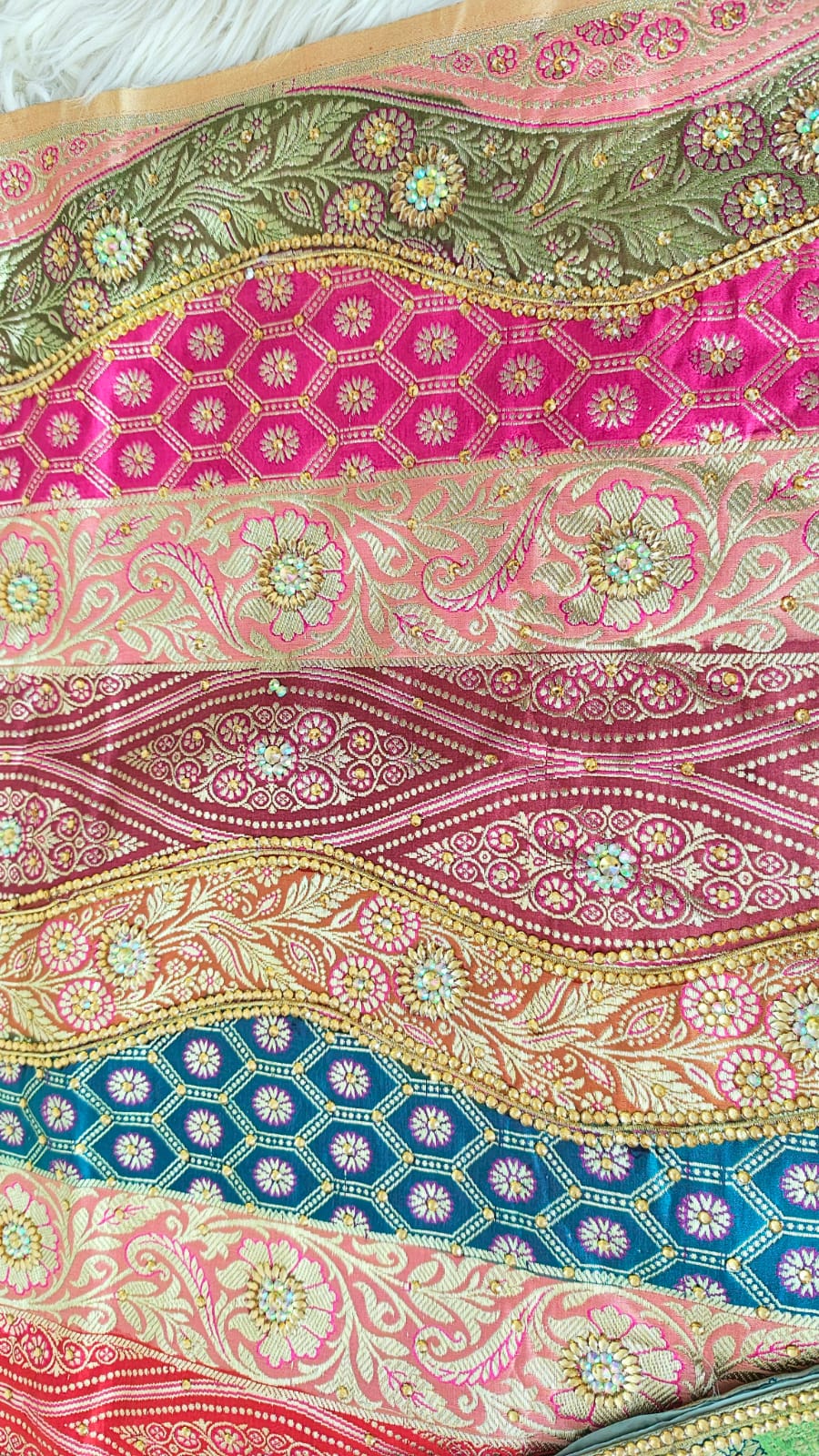 HORIZONE PATTERN HAND FILLED KATAN SILK BANARASI KIMKHAB GHARARA