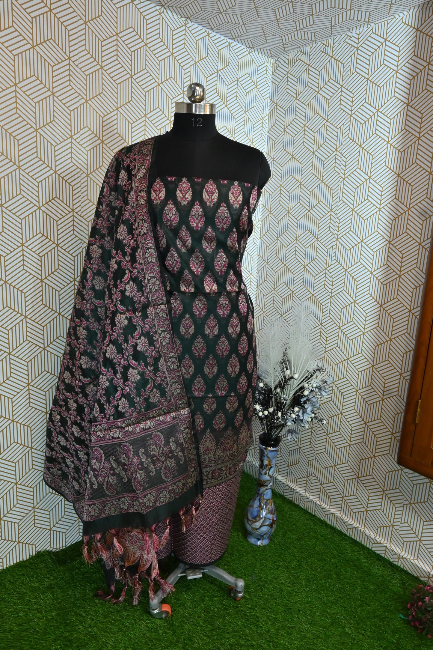 BOTTLE GREEN BANARSI COTTON SILK 3 PIECE SUIT
