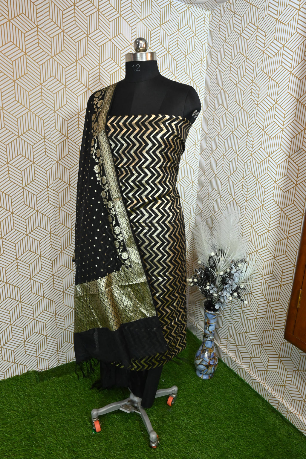 Black Zig-Zag Banarasi Kimkhab Silk 3 Piece Suit
