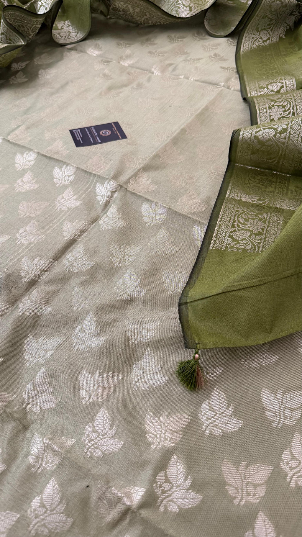 OLIVE COLOR CONTRAST COTTON SILK 3 PIECE SUIT