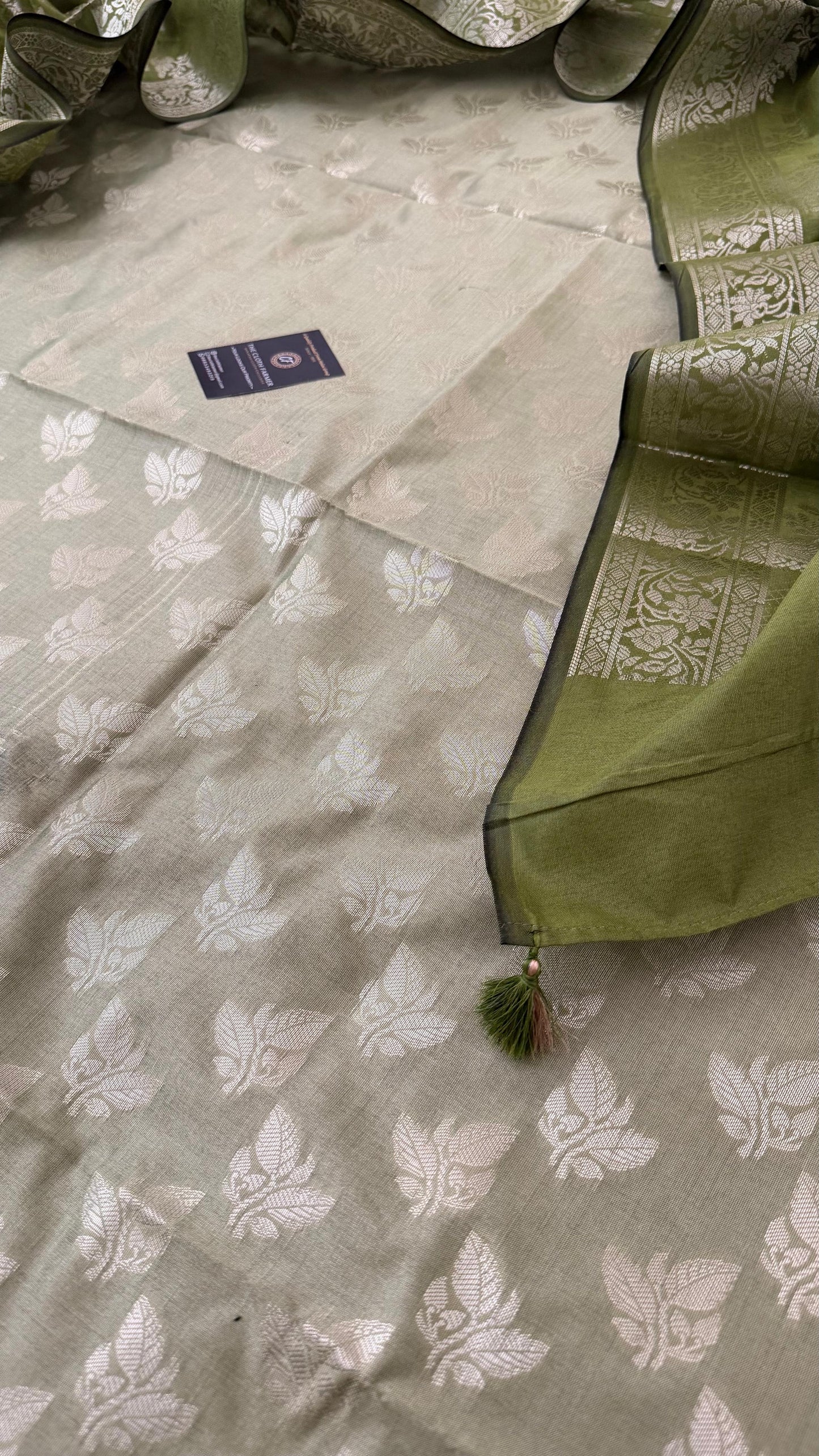 OLIVE COLOR CONTRAST COTTON SILK 3 PIECE SUIT
