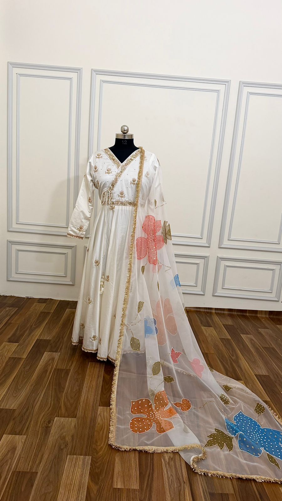 OFF WHITE ANARKALI SUIT WITH HAND WORK DUPATTA