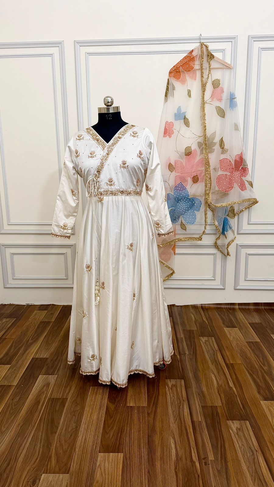 OFF WHITE ANARKALI SUIT WITH HAND WORK DUPATTA