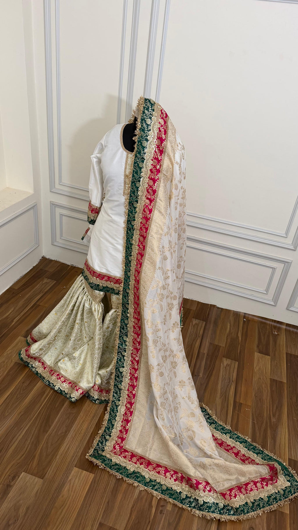 CONTRAST OFF WHITE SHADE GHARARA