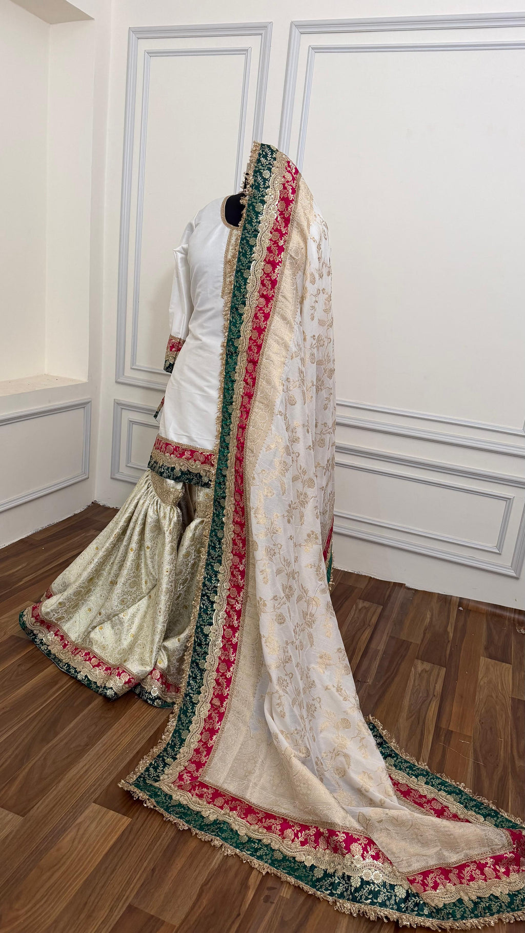 CONTRAST OFF WHITE SHADE GHARARA