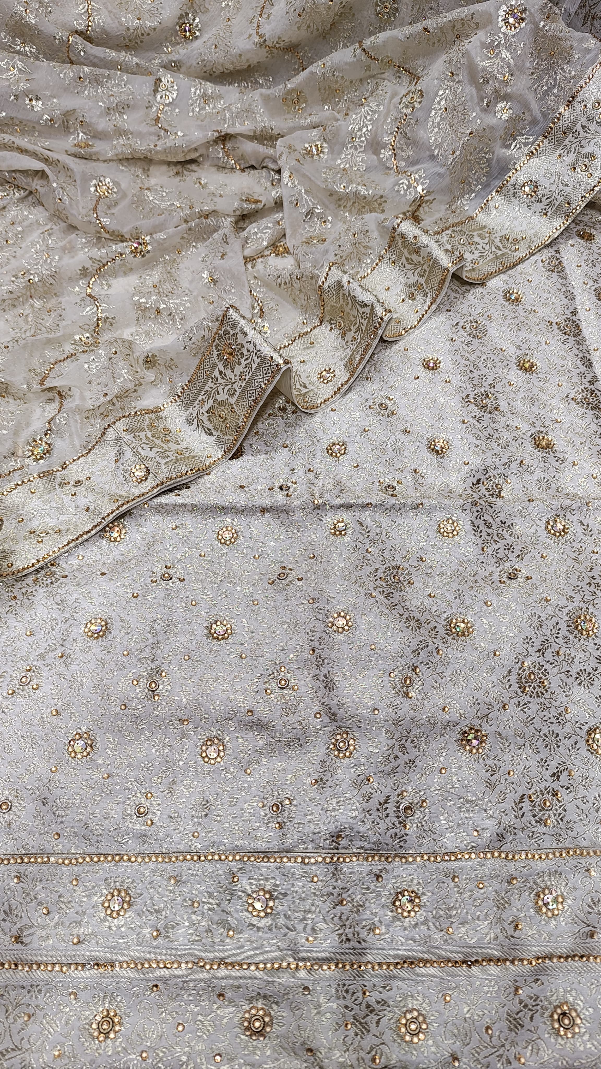 Off White Banarasi Kimkhab Silk 3 Piece Suit