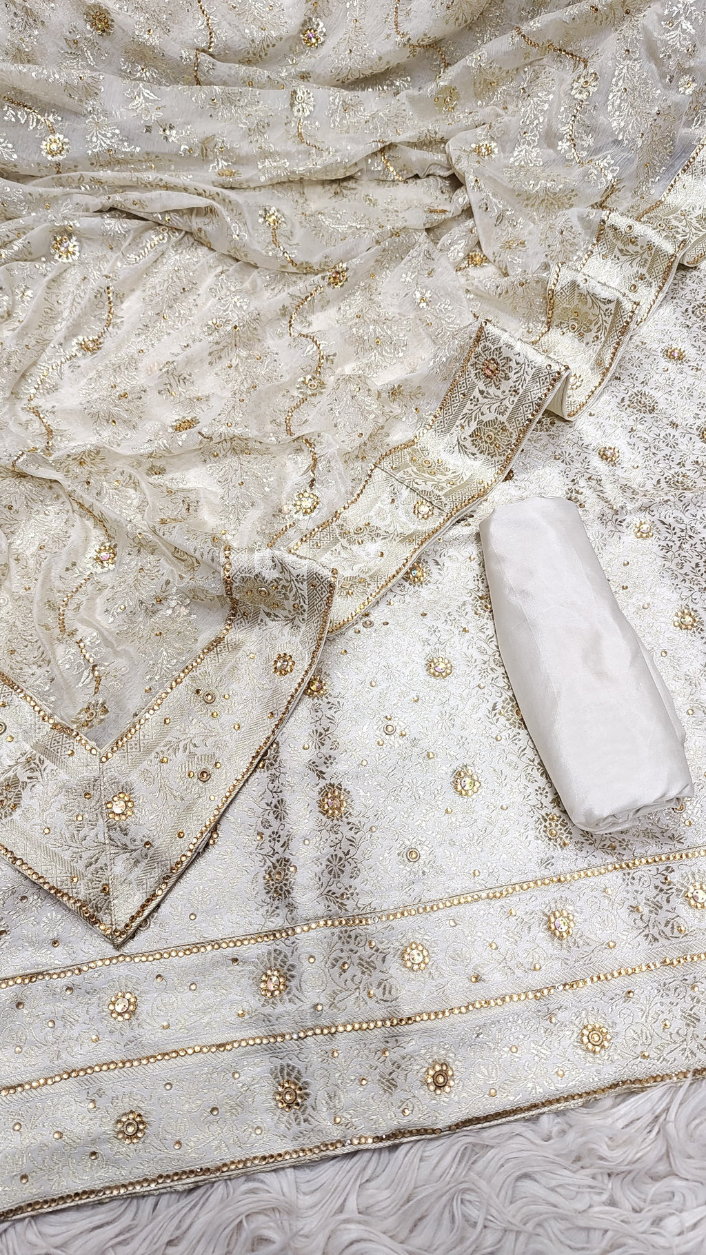 Off White Banarasi Kimkhab Silk 3 Piece Suit