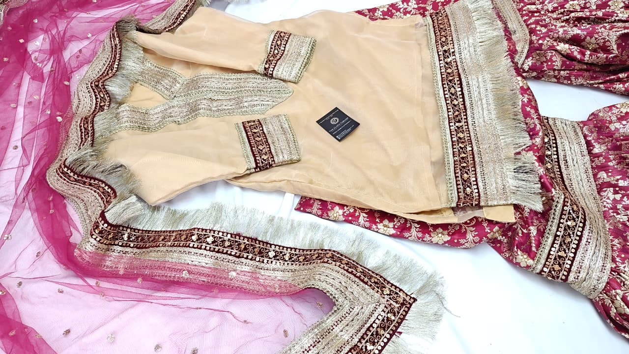 DARK ORCHID KIMKHAB GHARARA WITH TISSUE SILK KURTI
