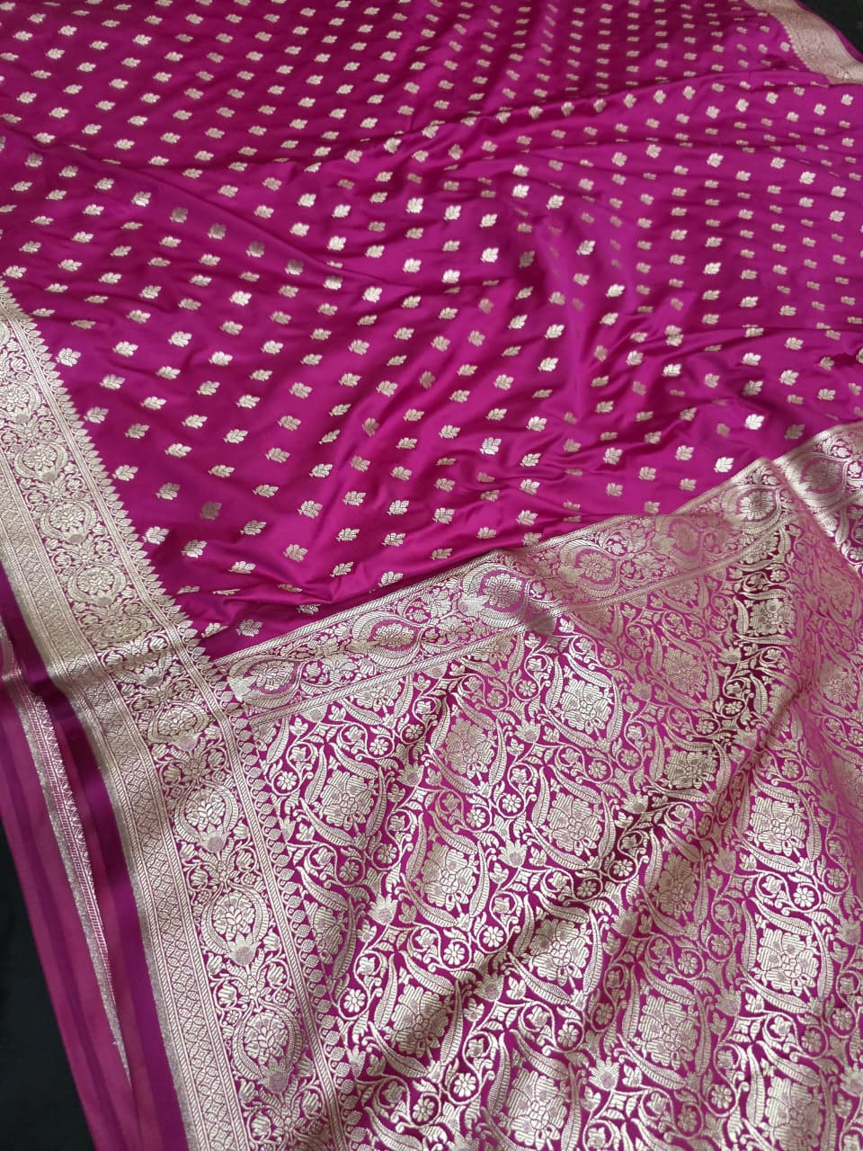 RANI PINK MASHRU SILK SAREE WITH BOOTI MOTIF