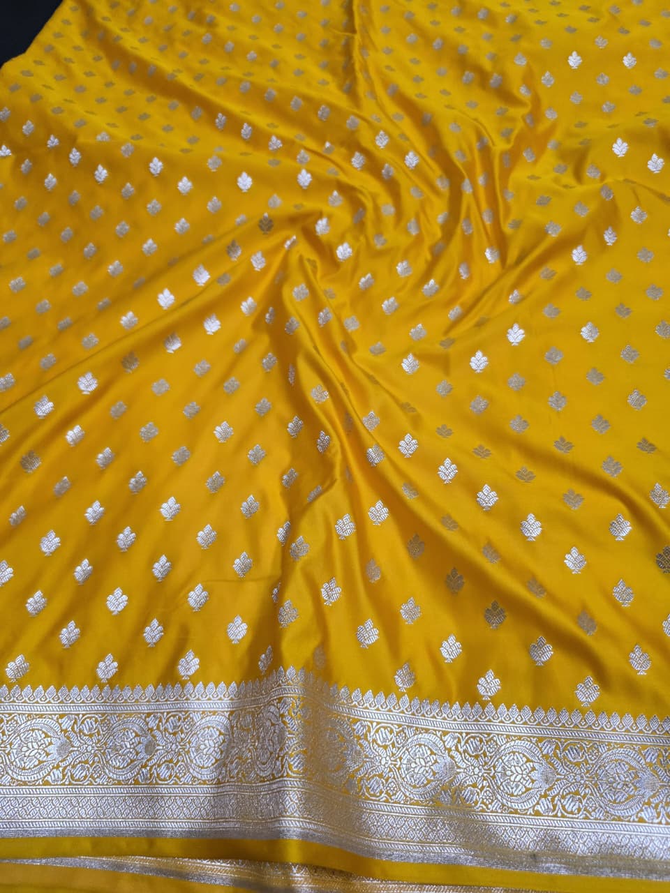 GOLDEN YELLOW MASHRU SILK SAREE WITH BOOTI MOTIF