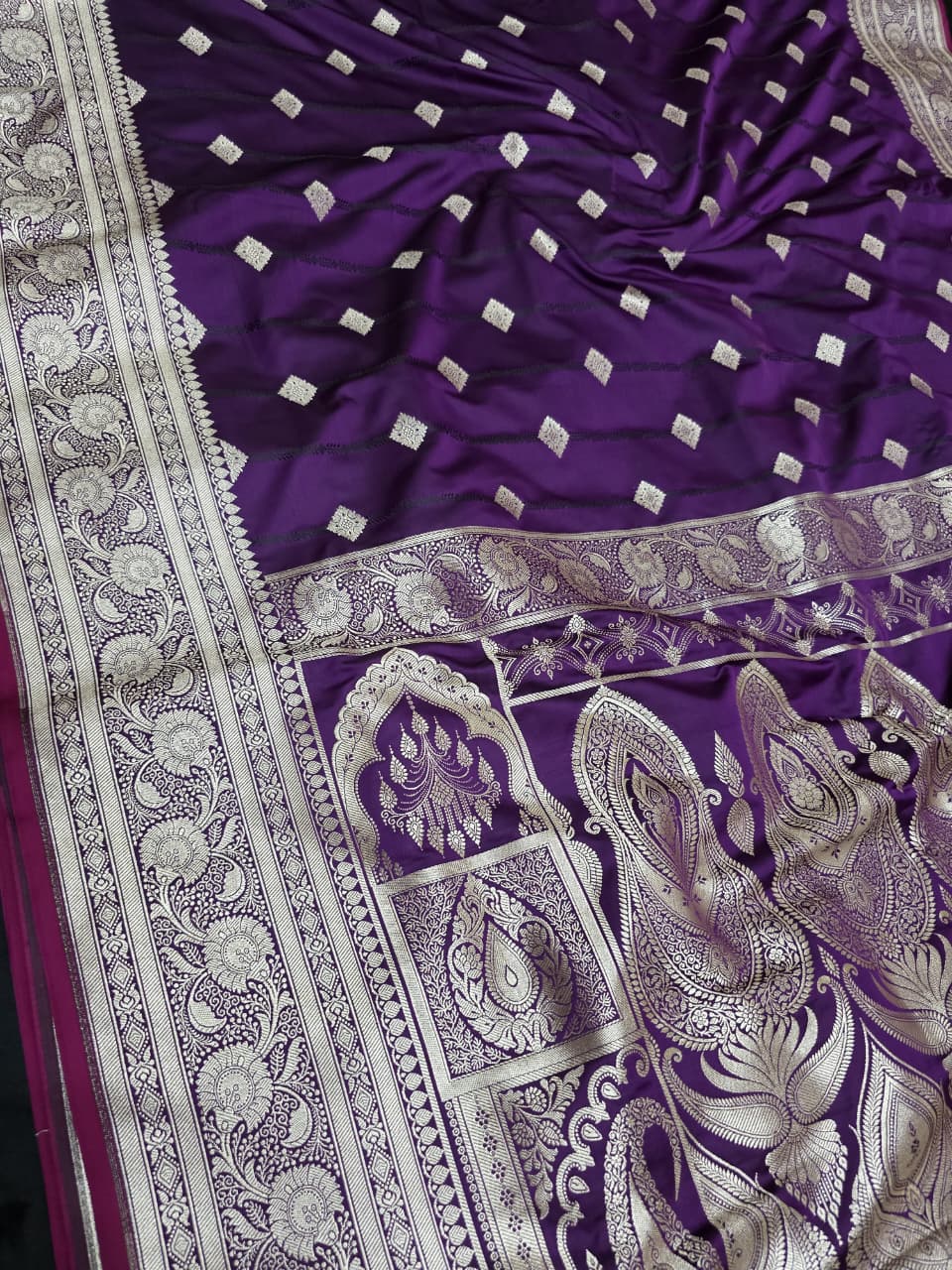 DARK PURPLE MASHRU SILK SAREE WITH BOOTI AND TANCHUI PATTERN