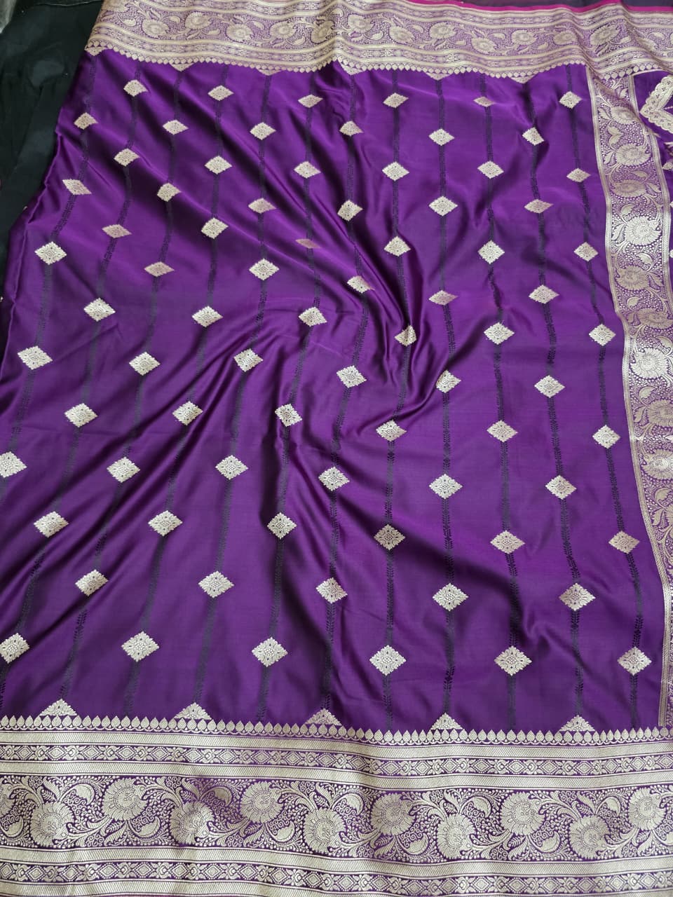DARK PURPLE MASHRU SILK SAREE WITH BOOTI AND TANCHUI PATTERN