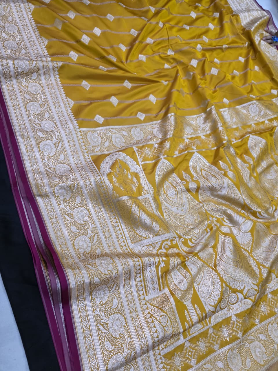 LIGHT DIJON YELLOW MASHRU SILK SAREE WITH BOOTI AND TANCHUI PATTERN