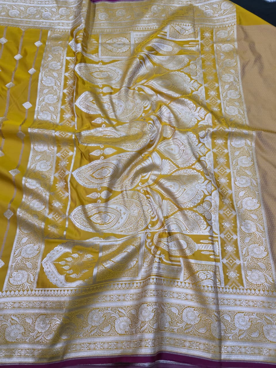 LIGHT DIJON YELLOW MASHRU SILK SAREE WITH BOOTI AND TANCHUI PATTERN