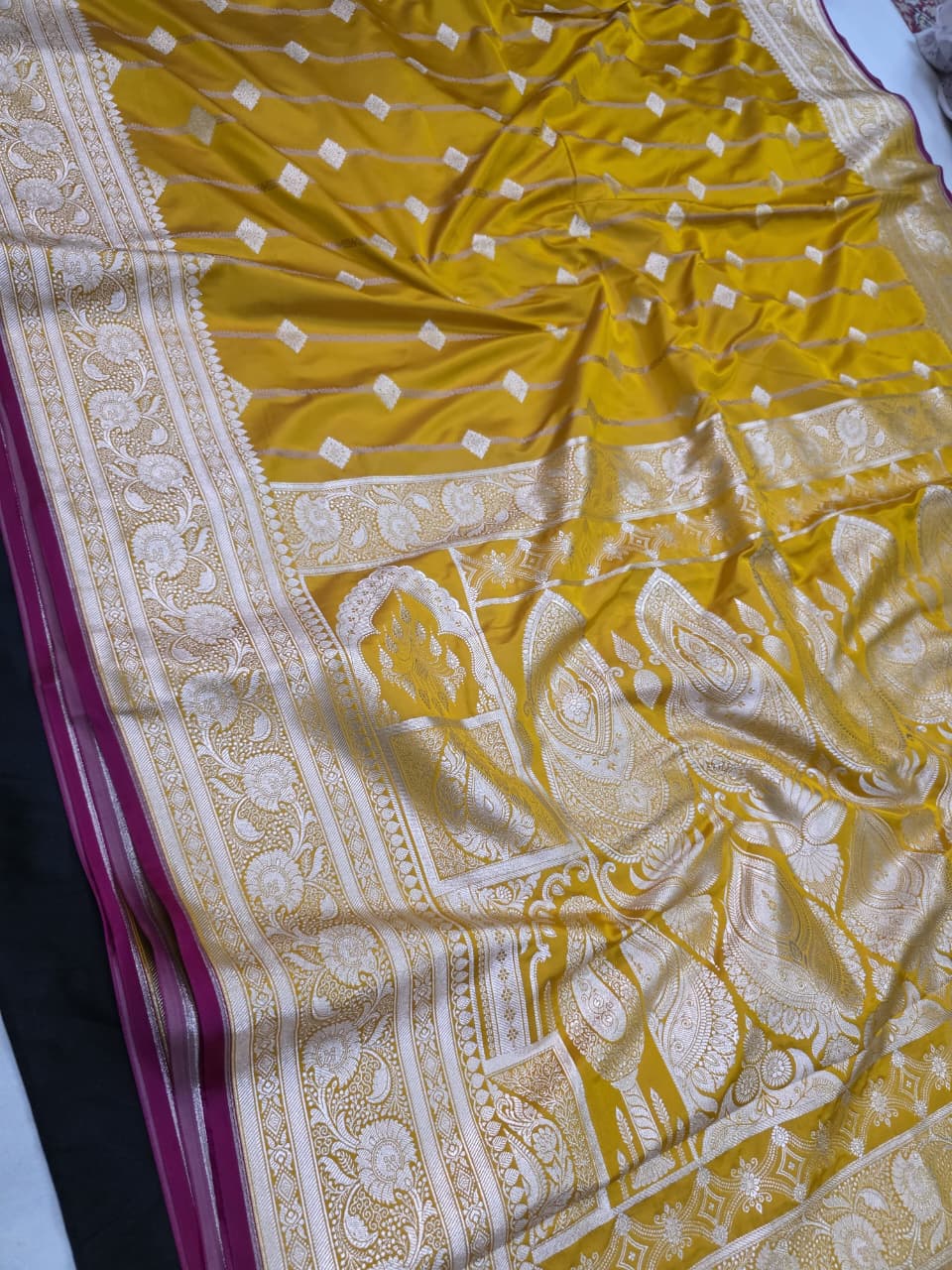 LIGHT DIJON YELLOW MASHRU SILK SAREE WITH BOOTI AND TANCHUI PATTERN