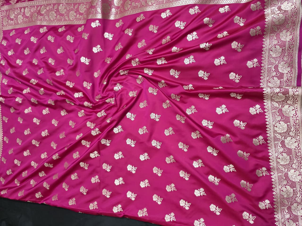 RANI PINK MASHRU SILK SAREE WITH FLORAL BOOTI PATTERN