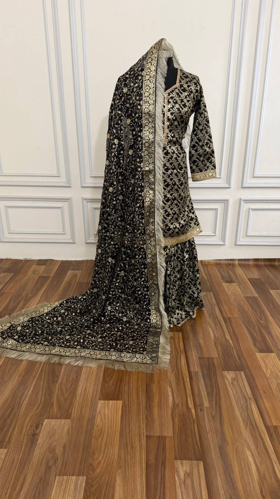 BLACK BANARASI KIMKHAB GHARARA