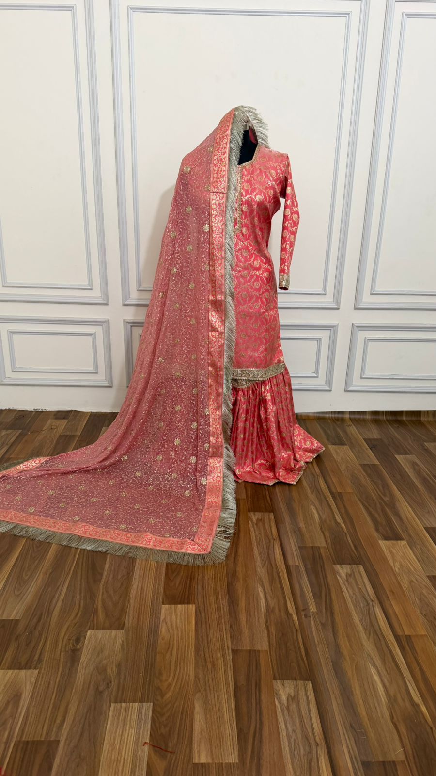 LIGHT STRAWBERRY COLOR BANARASI KIMKHAB GHARARA