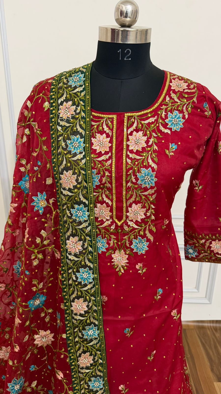 TILFI MEENAKARI RESHAM WORK GHARARA