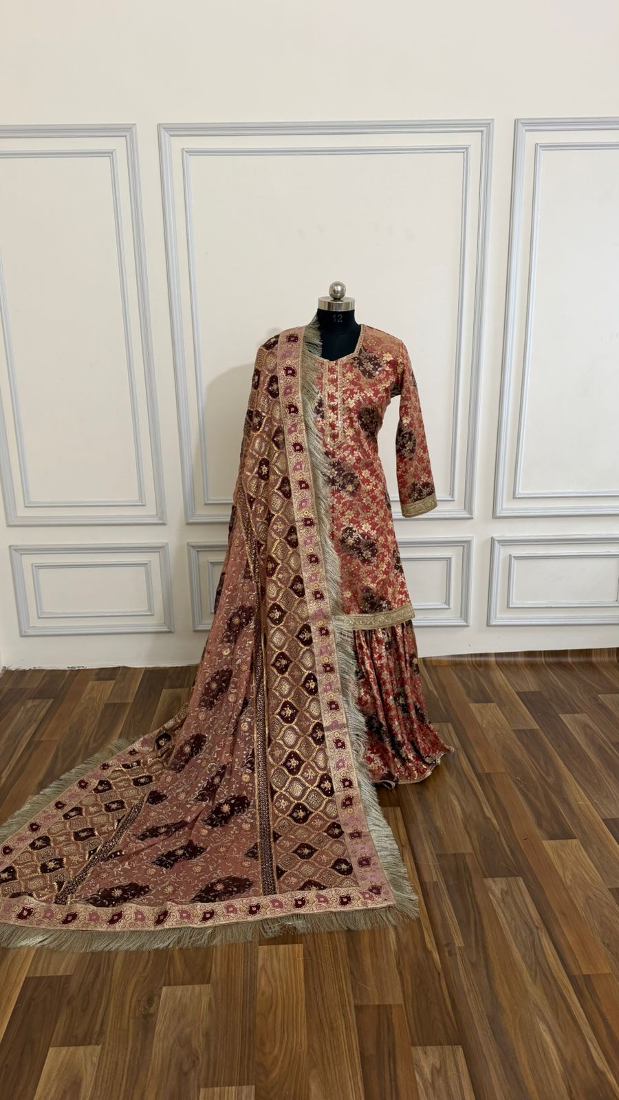 HAND PAINTED BANARASI KIMKHAB GHARARA