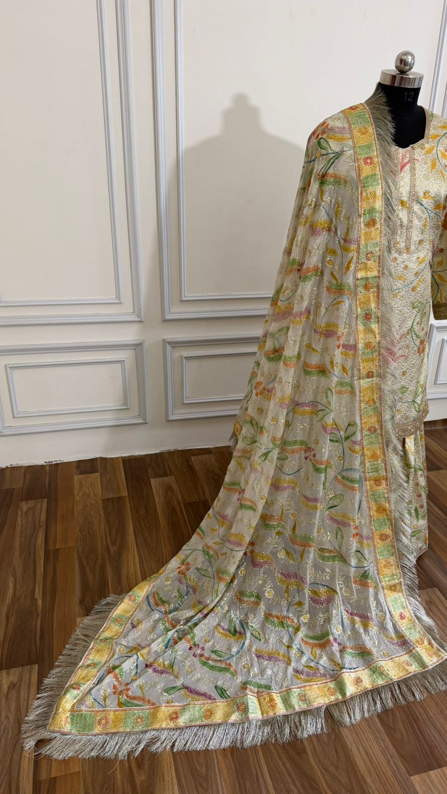 OFF WHITE COLOR HAND PAINTED BANARASI KIMKHAB GHARARA