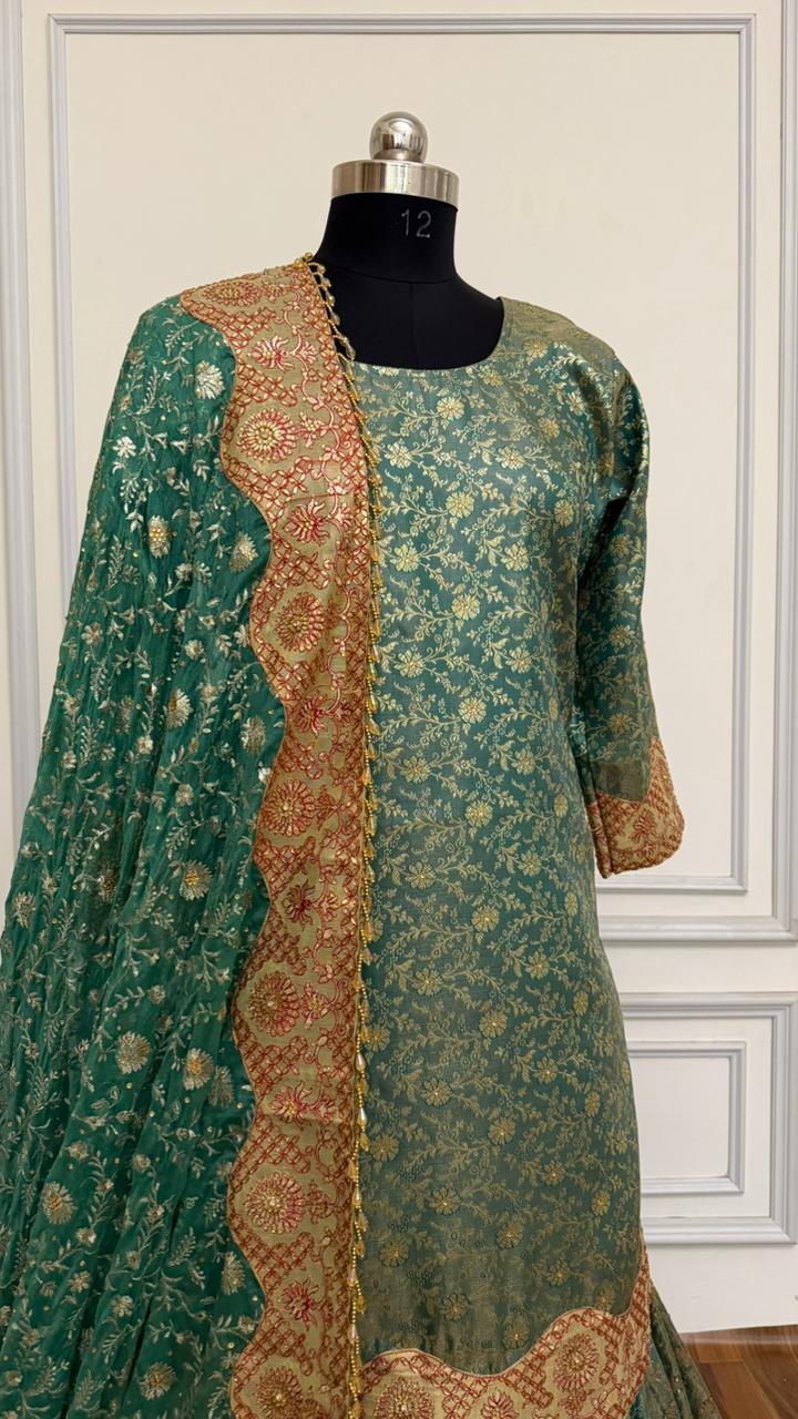 BANARASI GHARARA WITH HEAVY BOARDER