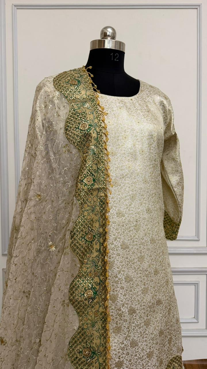 OFF WHITE BANARASI GHARARA WITH HEAVY BOARDER