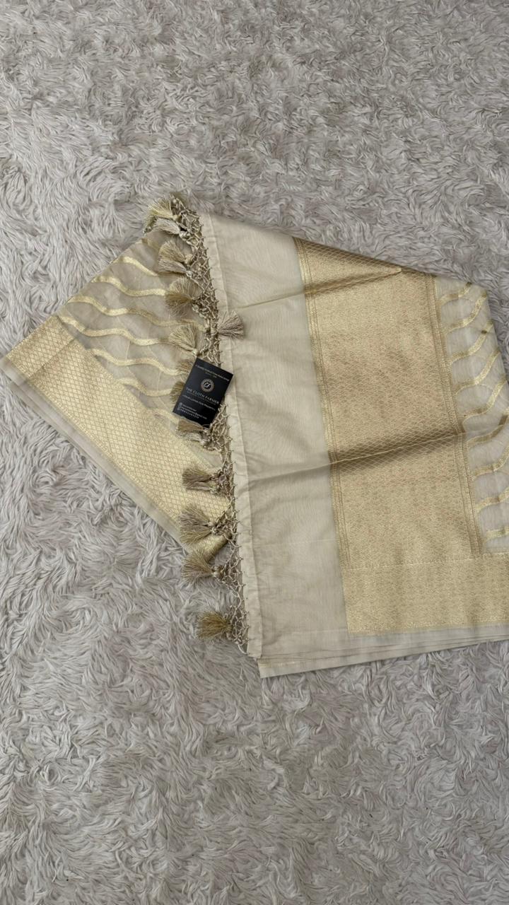 DYEBLE COSMO SILK DUPATTA WITH TUSSEL