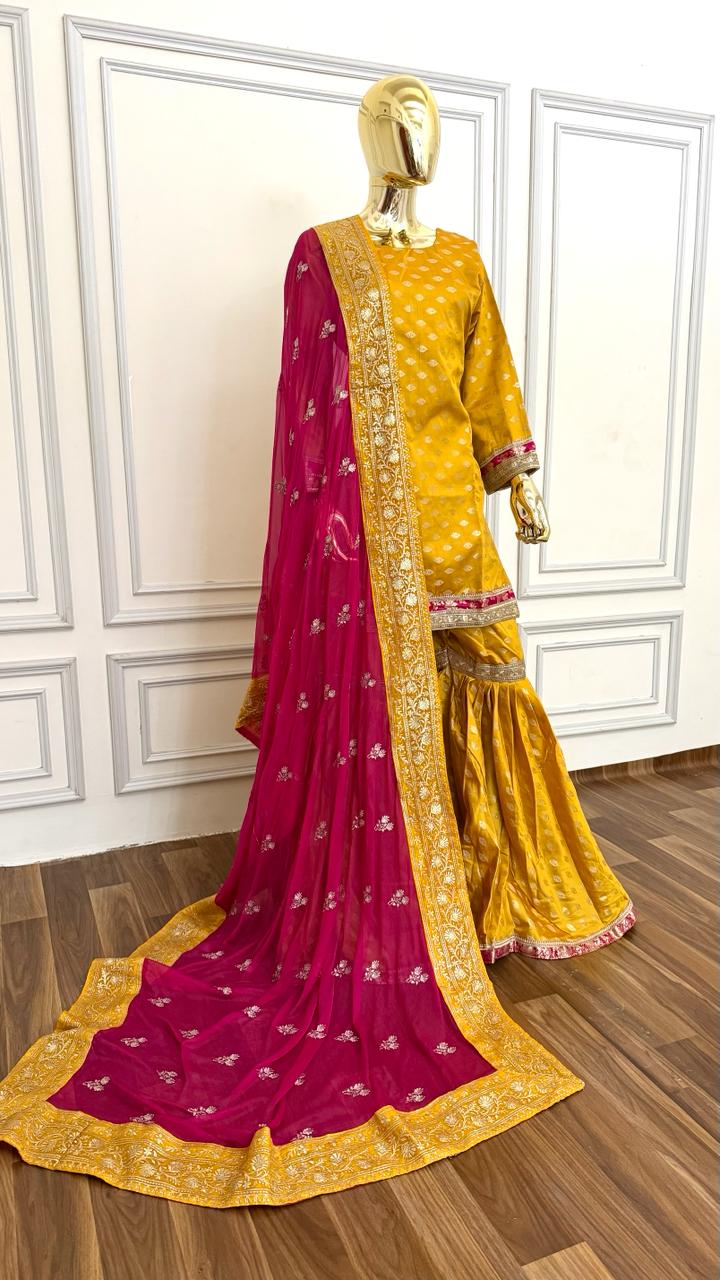 TUSCANY COLOR BOOTI MOTIF CONTRAST GHARARA
