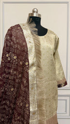 CONTRAST SHADE GHARARA