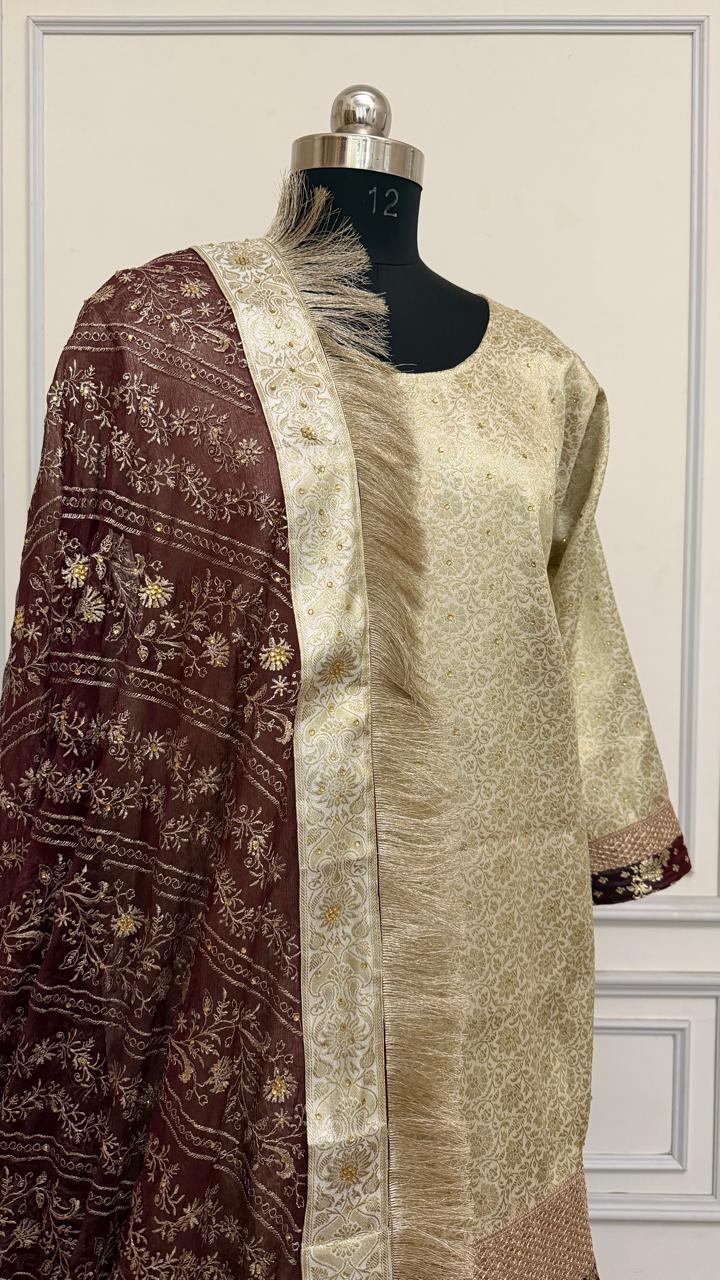 CONTRAST SHADE GHARARA