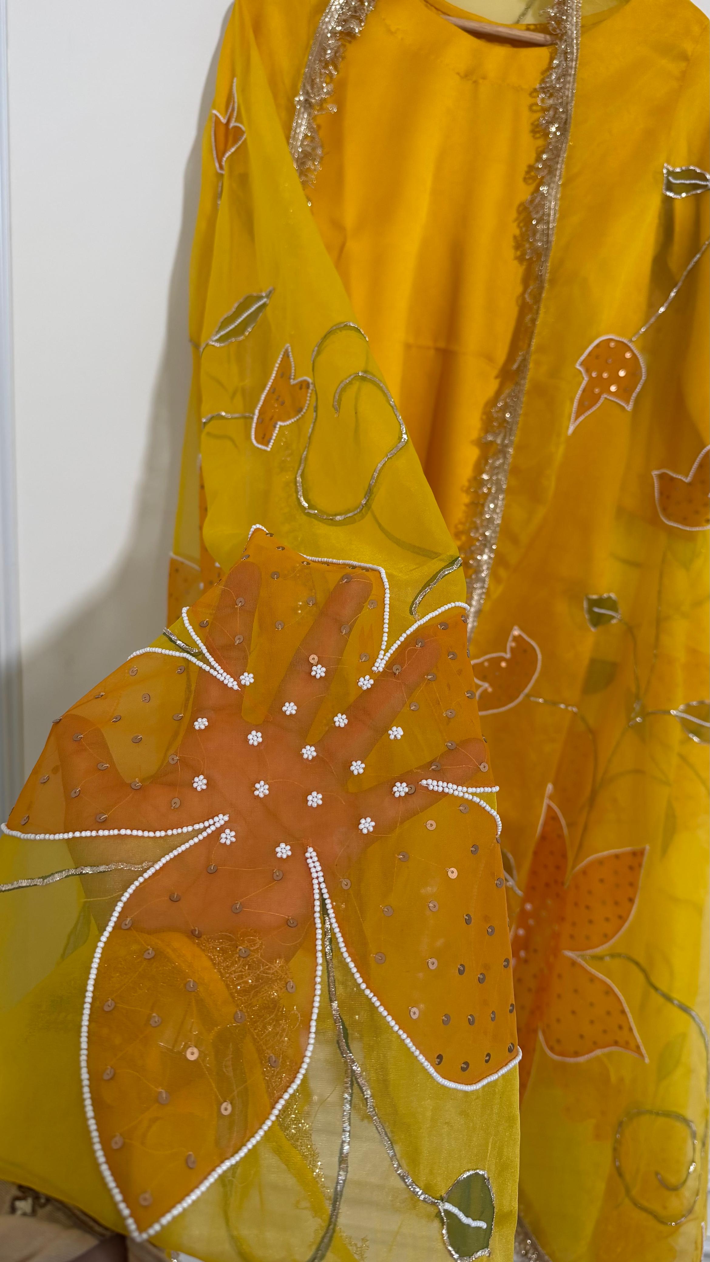 YELLOW HAND PAINTED HAND WORK DUPATTA